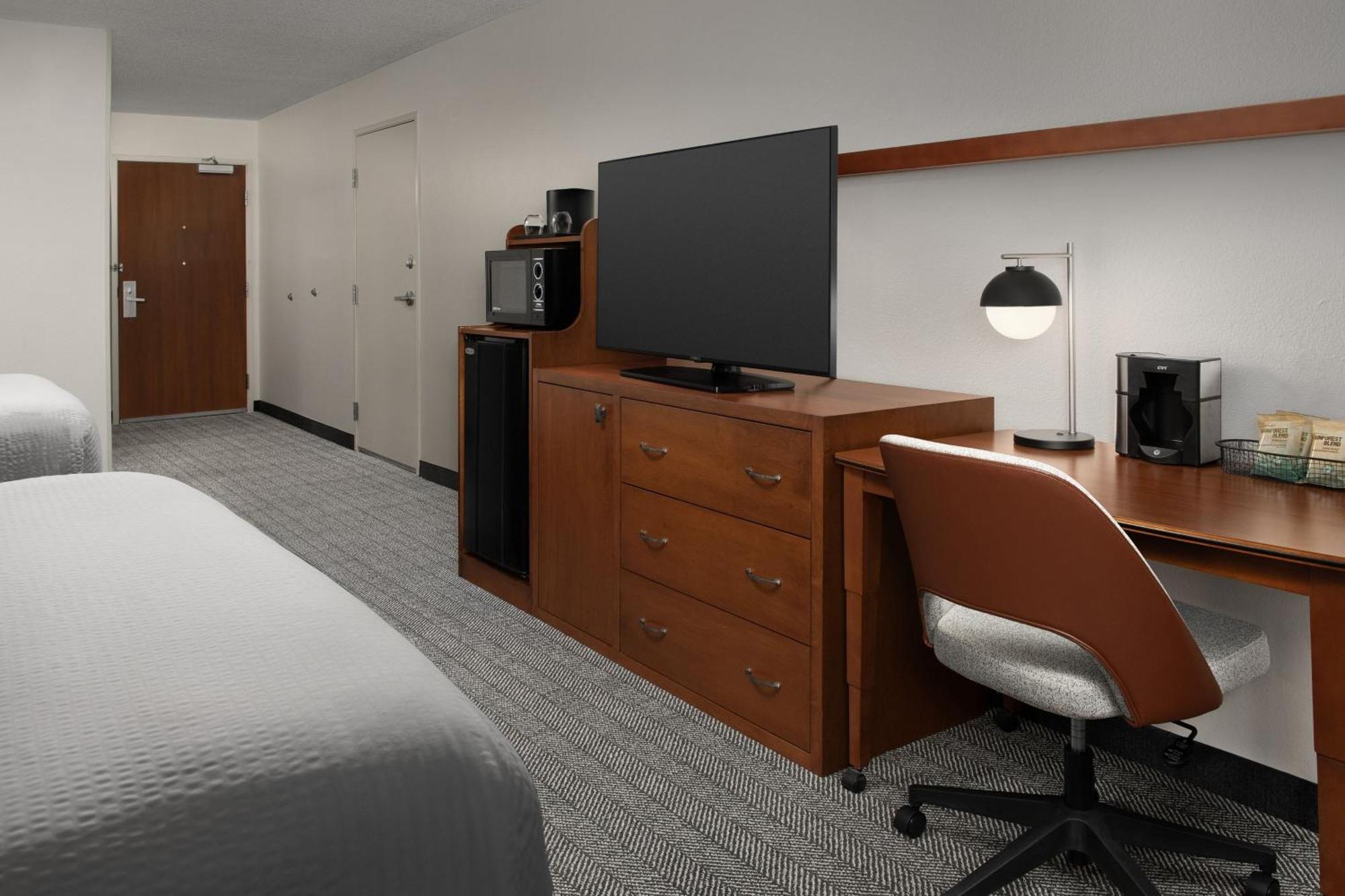 Courtyard By Marriott Città di Panama Esterno foto