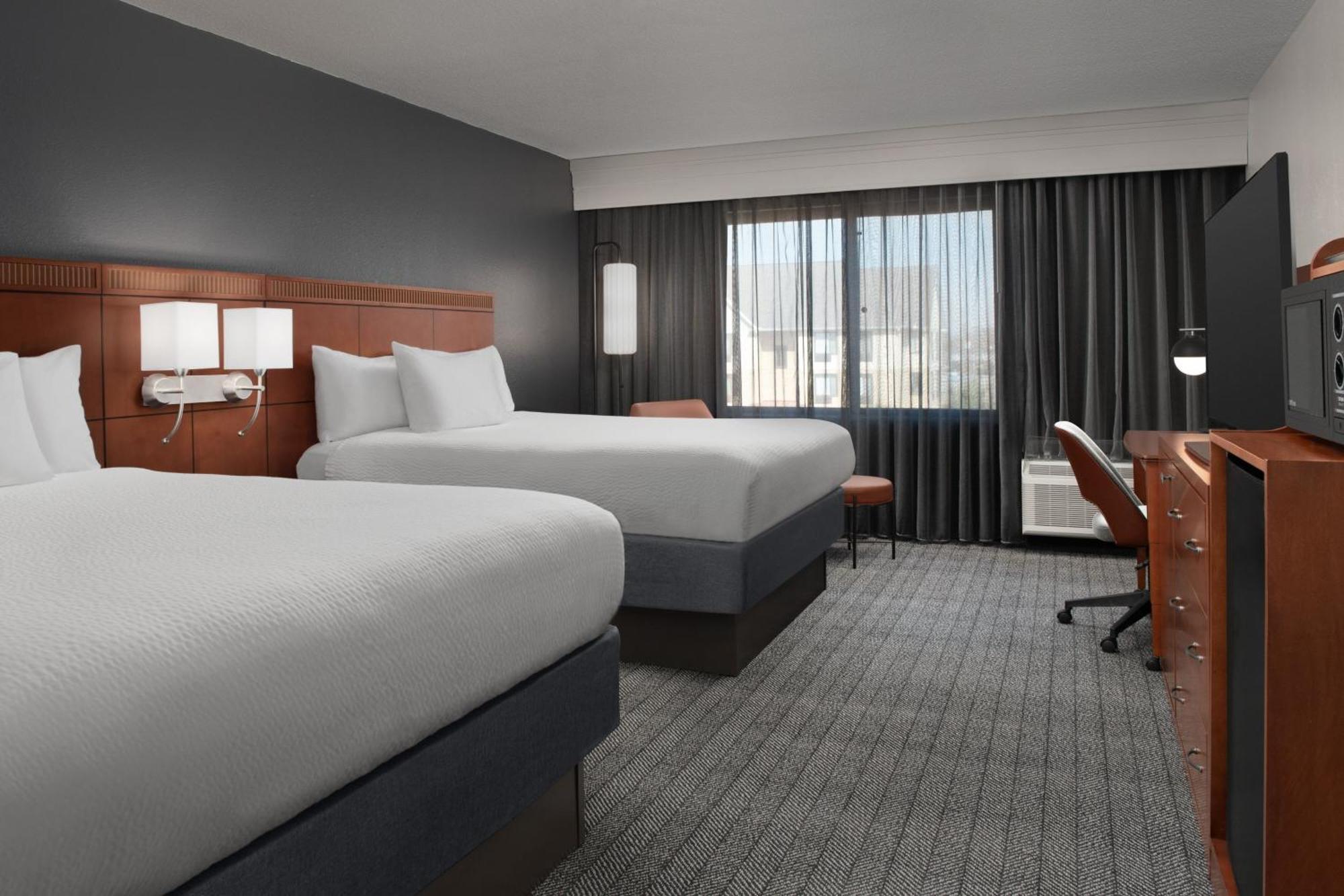 Courtyard By Marriott Città di Panama Esterno foto