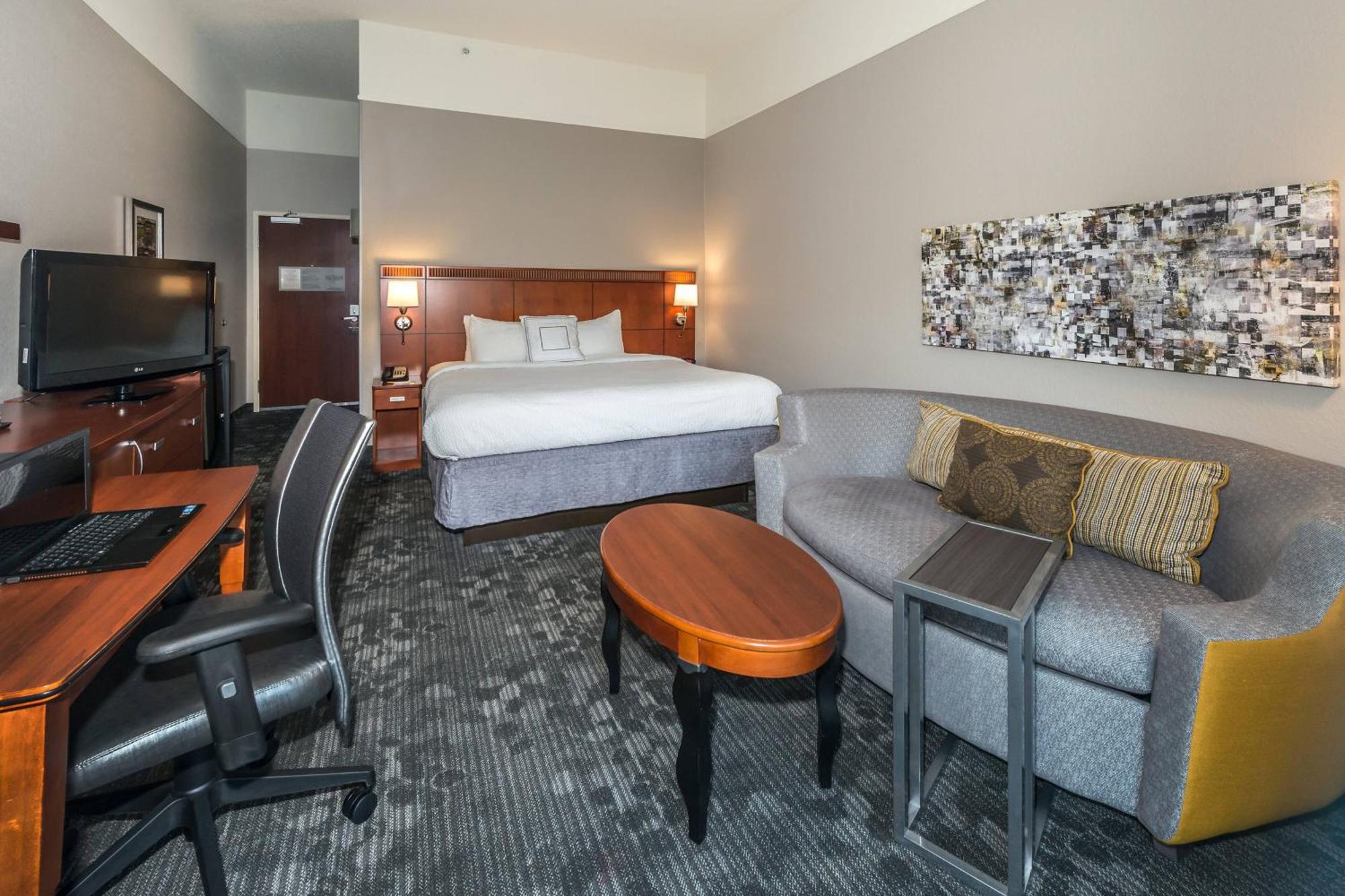 Courtyard By Marriott Città di Panama Esterno foto